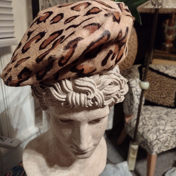 ERIC JAVITS FUR BERET LEOPARD PRINT. - Picture 5 of 10